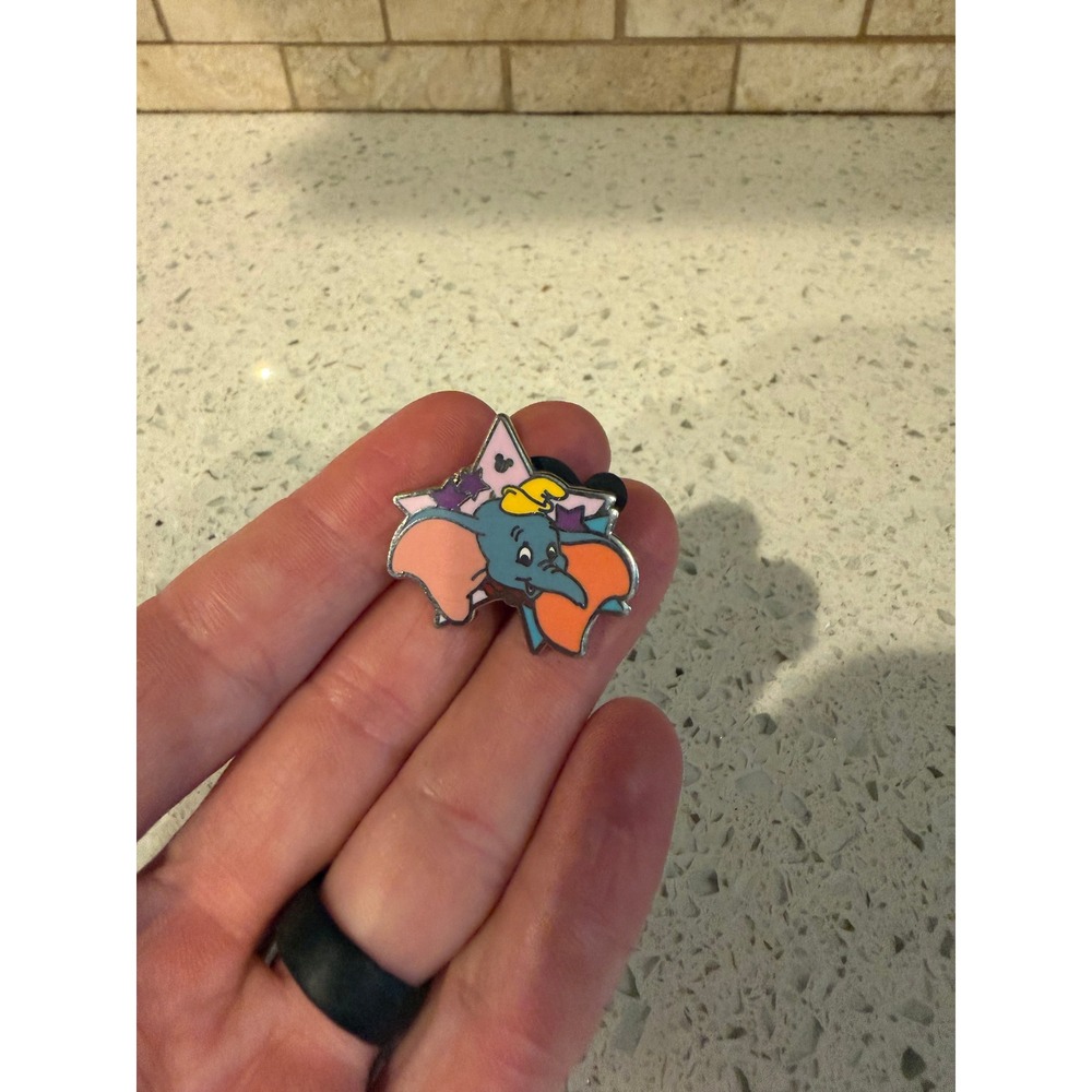 Disney Dumbo Flying Elephant Trading Pin